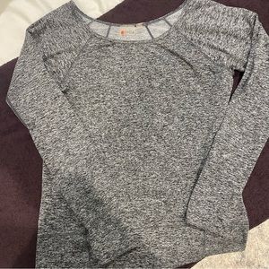 ZELLA: long sleeve athletic top